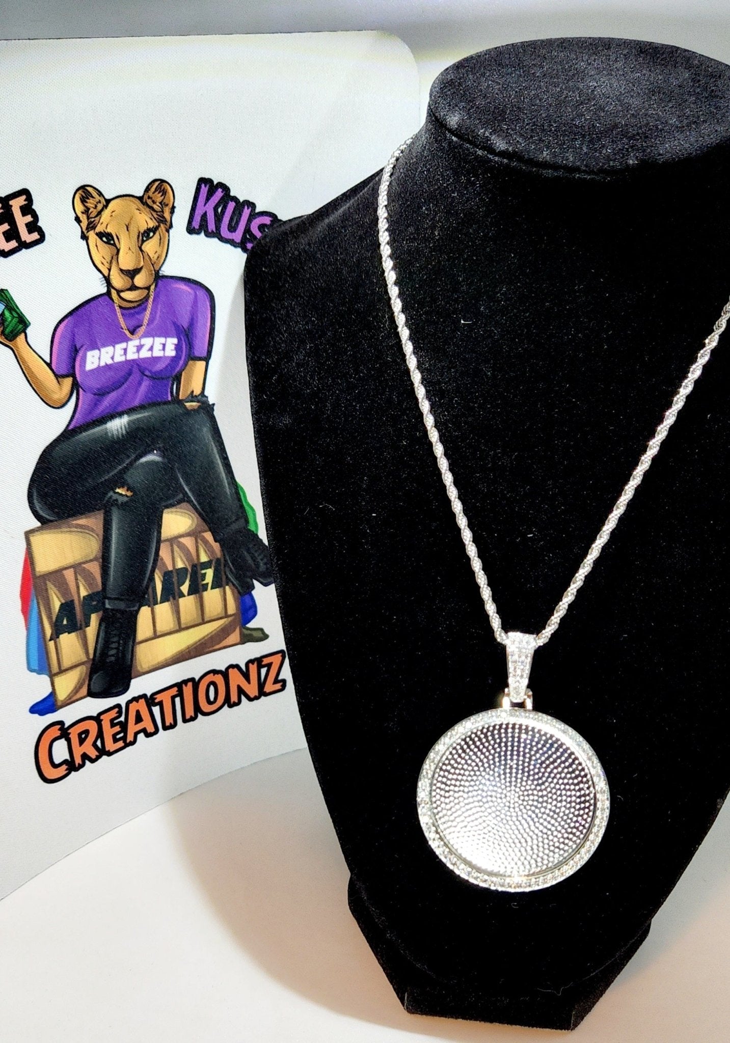 HIPHOP BLINGED OUT PENDANT NECKLACES