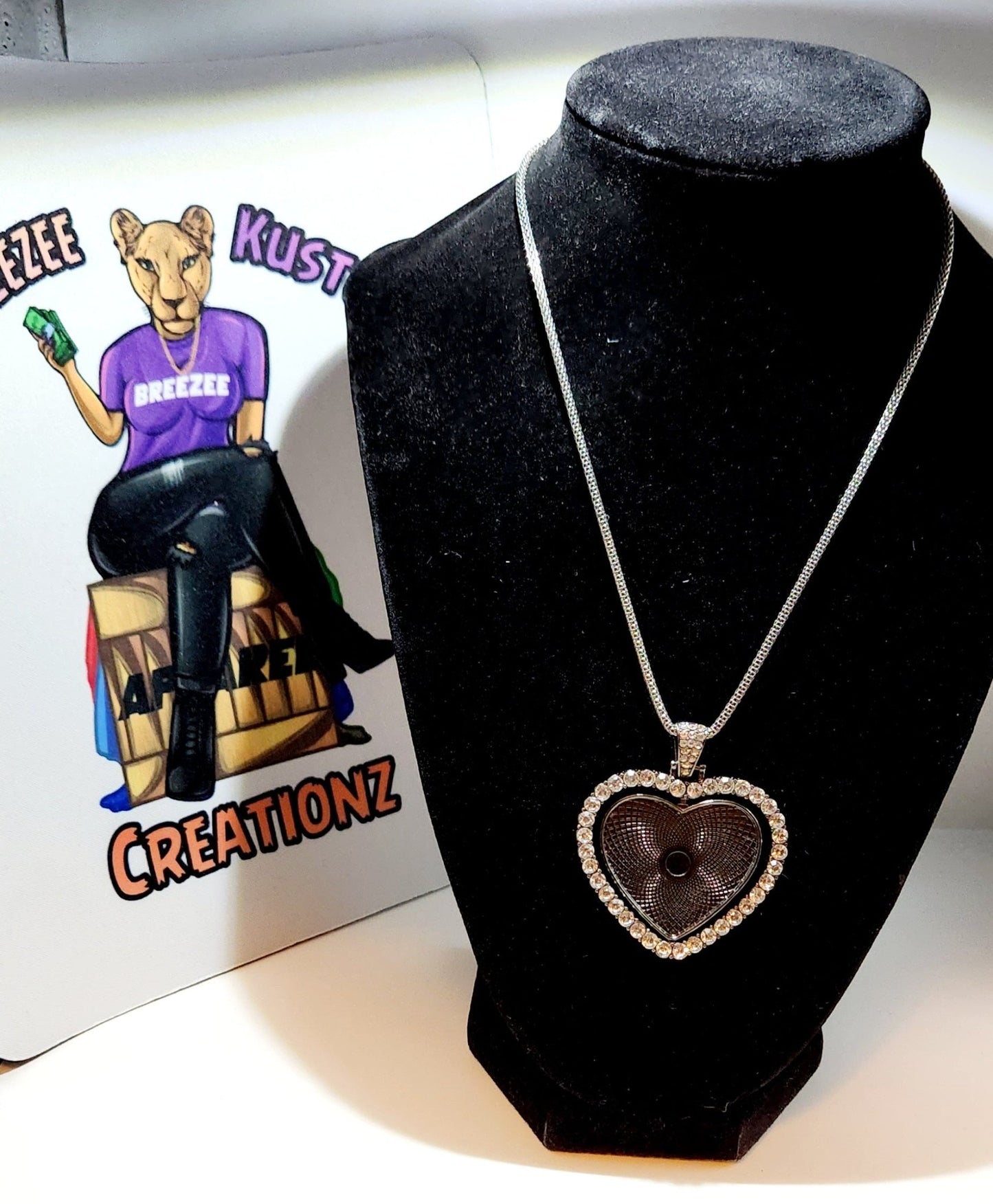 HIPHOP BLINGED OUT PENDANT NECKLACES